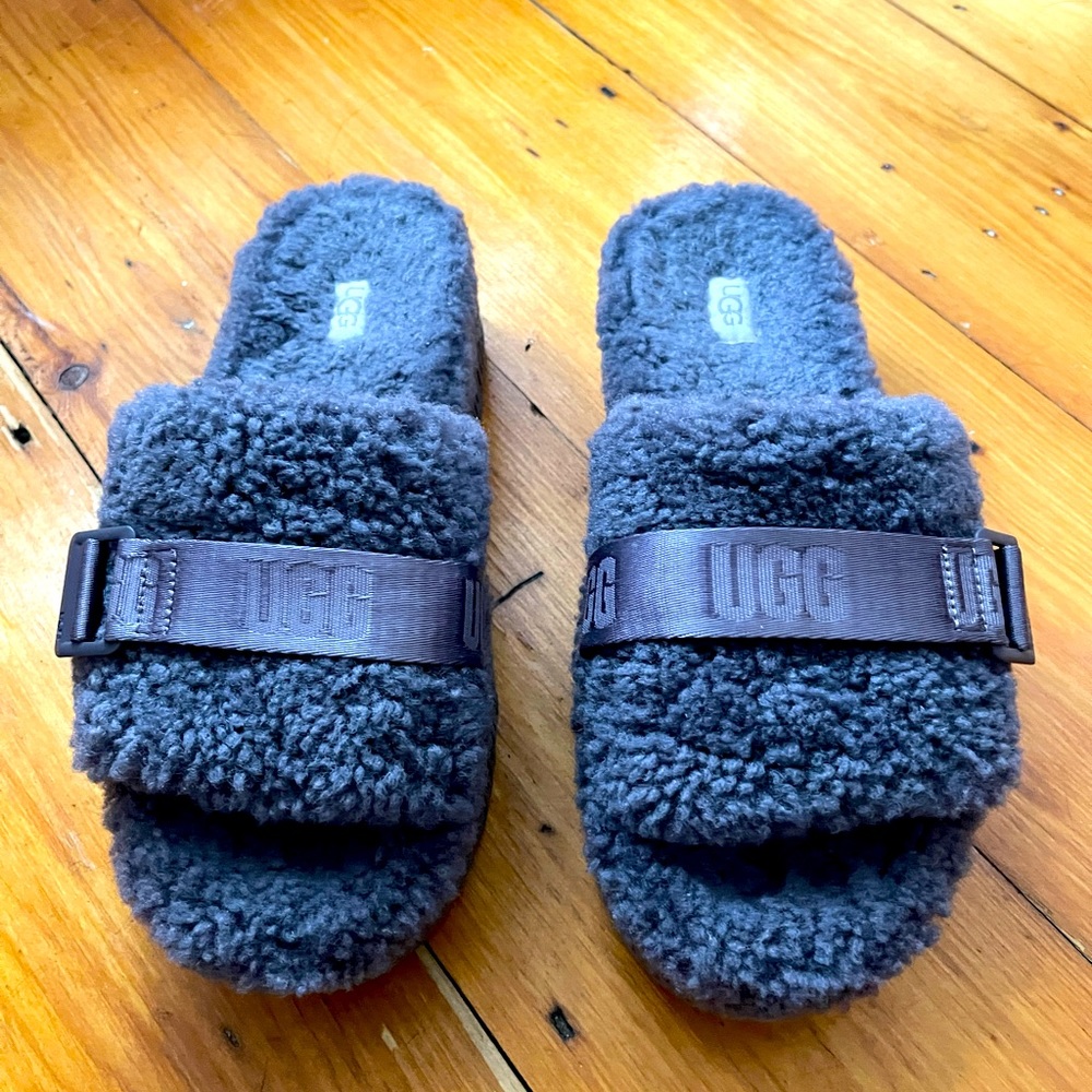 UGH gray platform slides